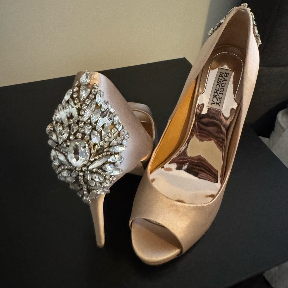 Badgley Mischka Gold Embellished Peep Toe Heels